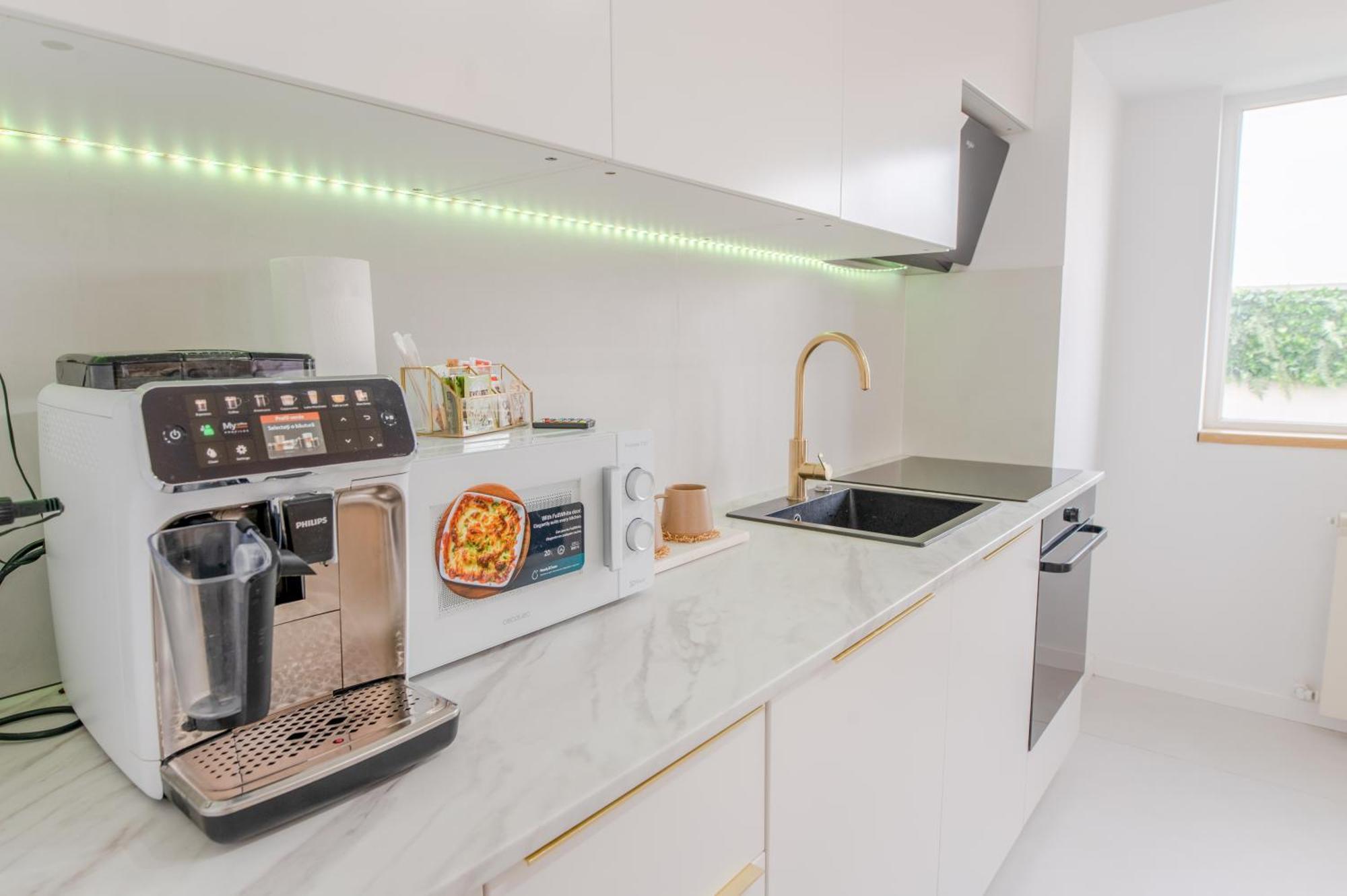 Penthouse View Aeroport Iasi 2 Apartment ภายนอก รูปภาพ
